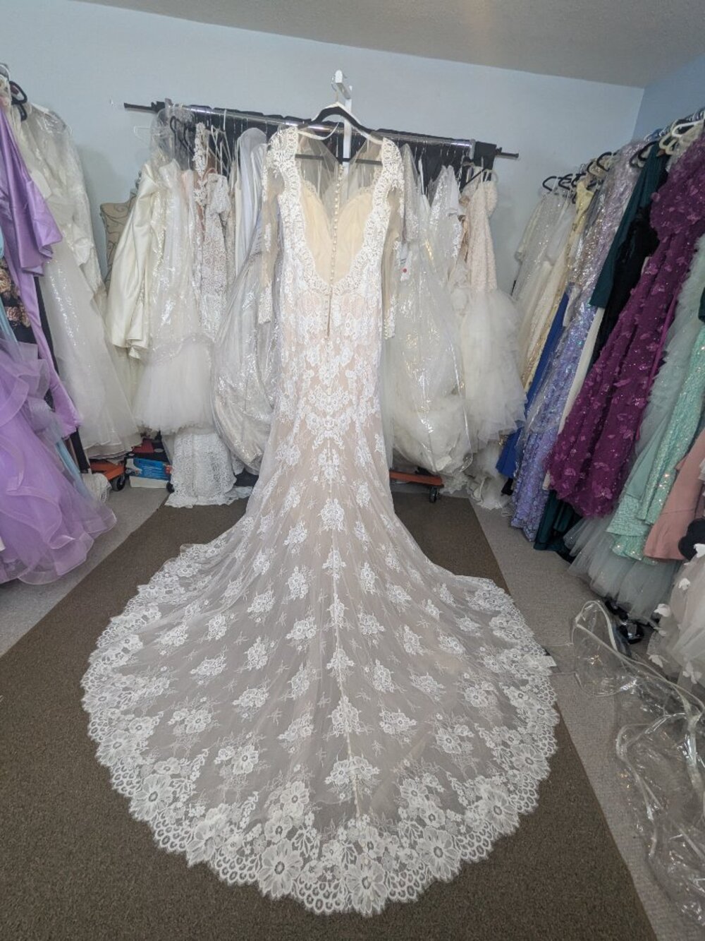 NWOT Allure Bridal Wedding Dress – Size 14 – Champagne/Gold/Nude/Ivory – Sample - Picture 8 of 10